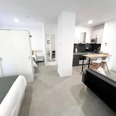 Alboran Appartement *
